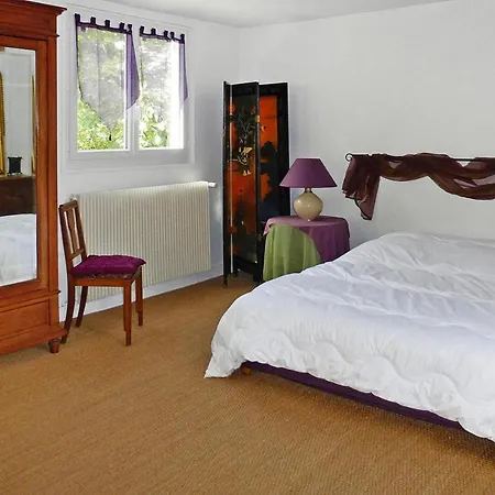 In Near Sandy * Denneville