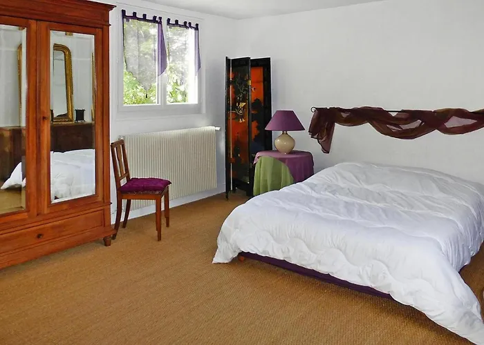 In Near Sandy * Denneville