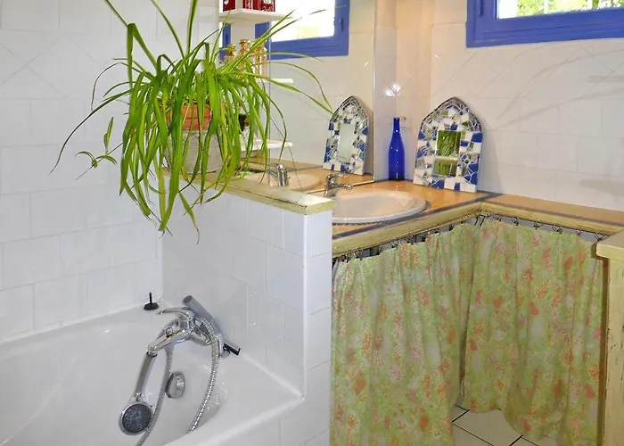 Holiday home In Near Sandy *